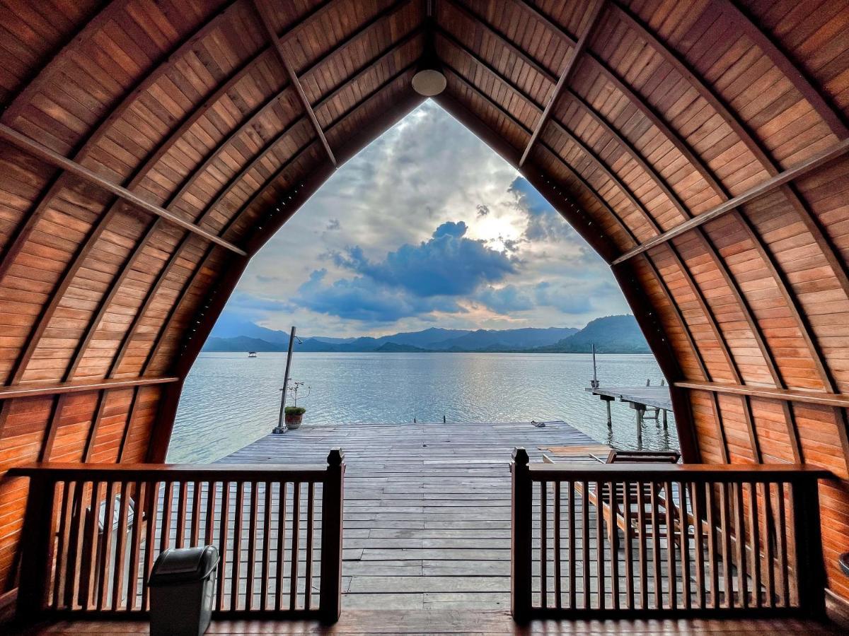 Andreas Resort Sukajaya Dış mekan fotoğraf