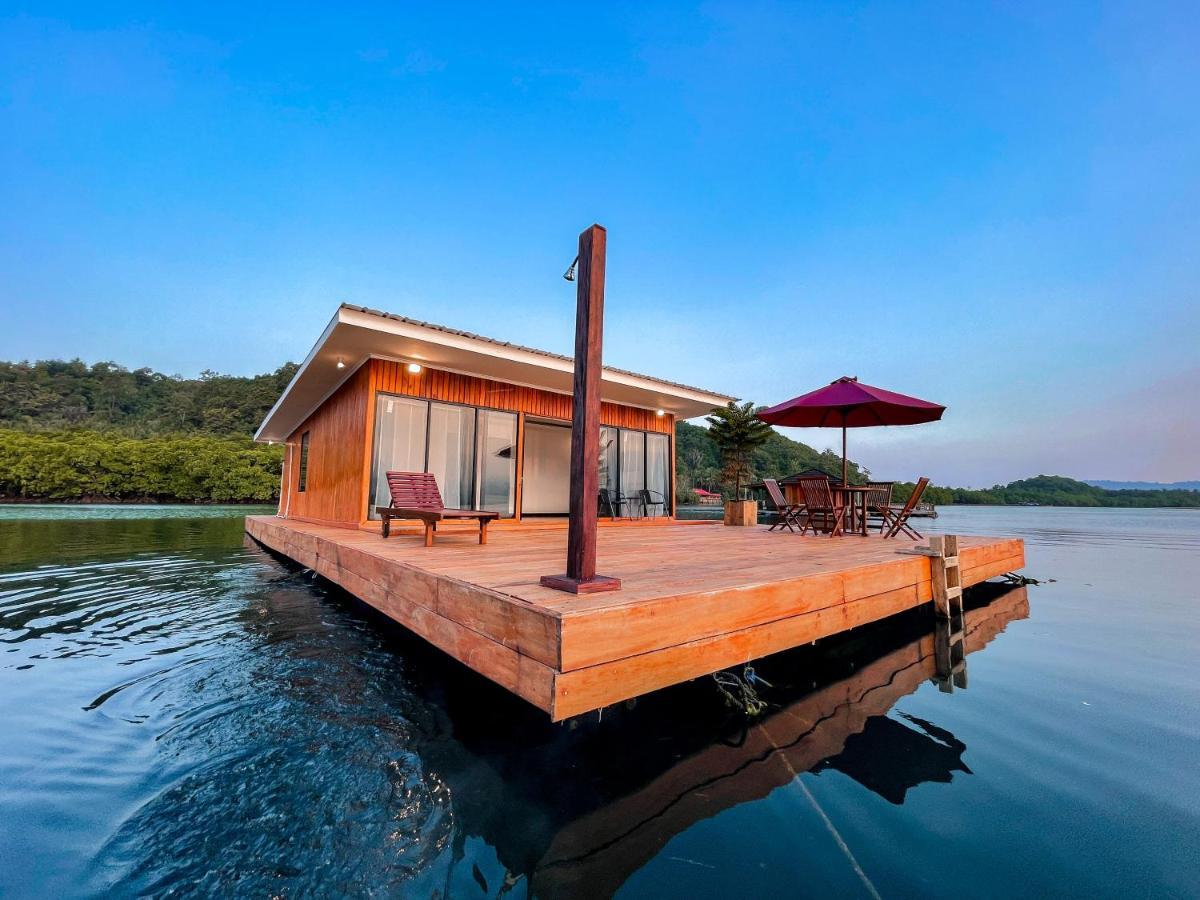 Andreas Resort Sukajaya Dış mekan fotoğraf